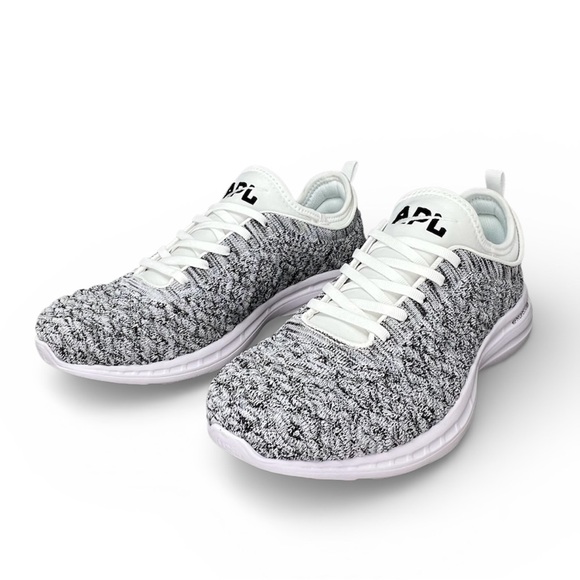 NEW APL Phantom Techloom Running Shoe Women’s Size 9.5 Gray & White Sneakers New - Picture 9 of 9